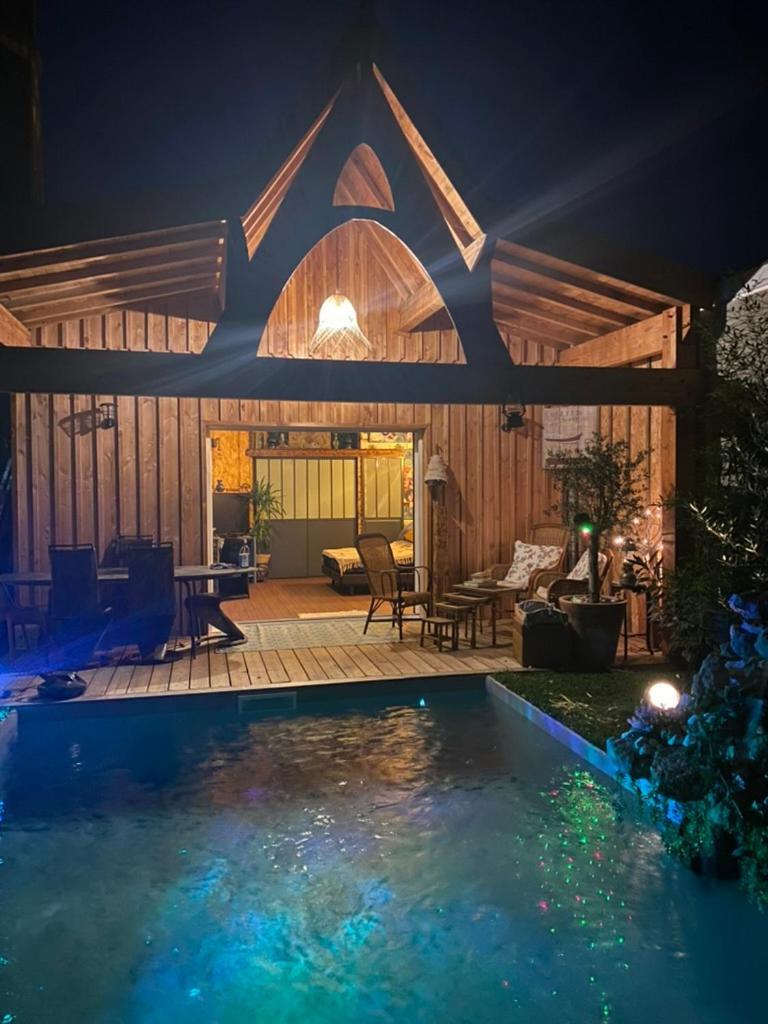 Chalet Atypique Vue Piscine Chauffee Gujan-Mestras Exterior photo